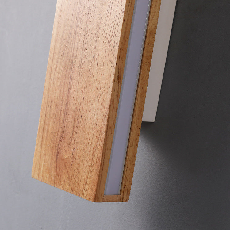 OakBeam | Einfache Wandleuchte aus massivem Holz mit LED