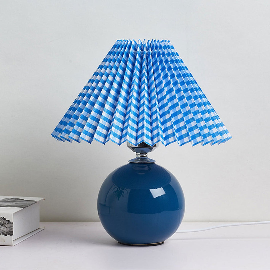 RetroFlair | Nordische Minimalistische Keramische Falten 1-Licht Tischlampe