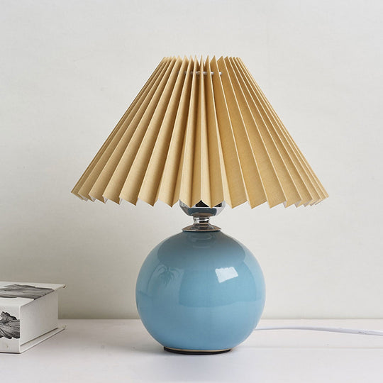 RetroFlair | Nordische Minimalistische Keramische Falten 1-Licht Tischlampe