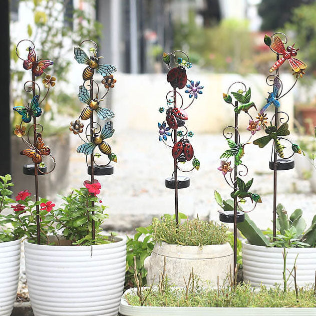 WildLight | Solar Gartenlicht mit Eisenfiguren