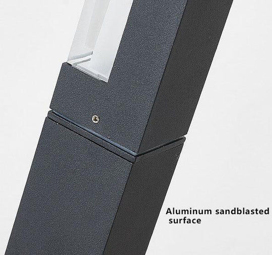 BrightStem | Stilvolle Gartenleuchte aus Metall & Acryl