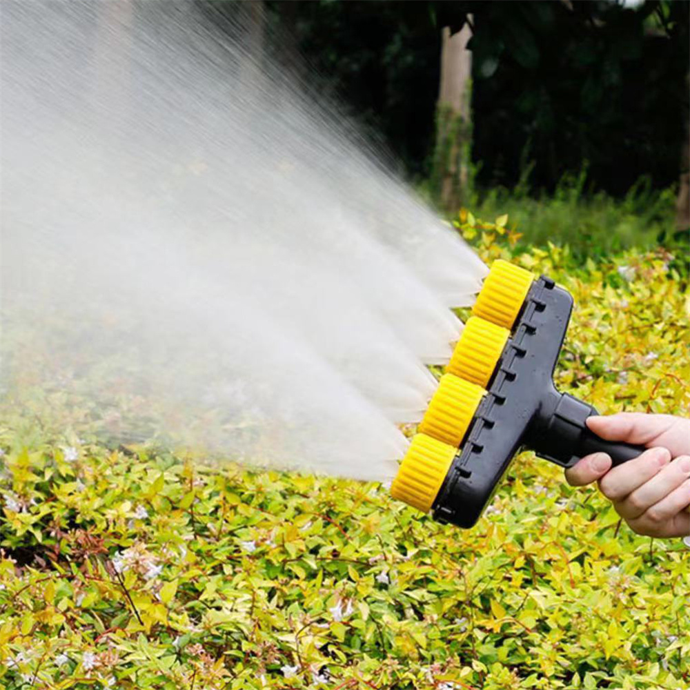EcoSpritz | Wassersparende Düsenlösung mit weichem Griff