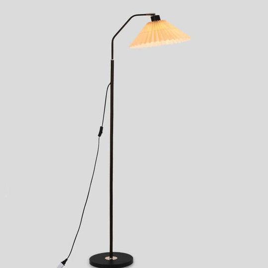 VibeLight | Minimalistische Stoff-Faltenlampe 1-Licht Stehlampe