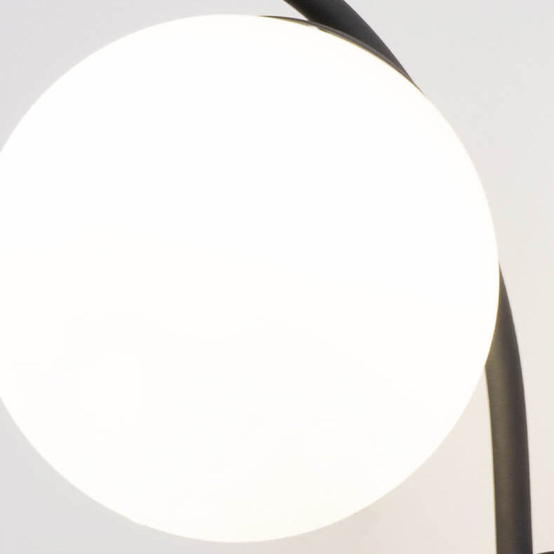 HaloBend | Minimalistische Glaskugel-Wandleuchte