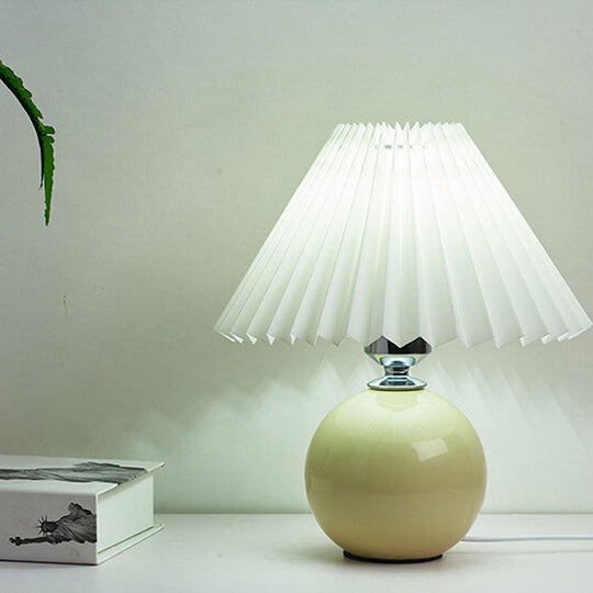 RetroFlair | Nordische Minimalistische Keramische Falten 1-Licht Tischlampe