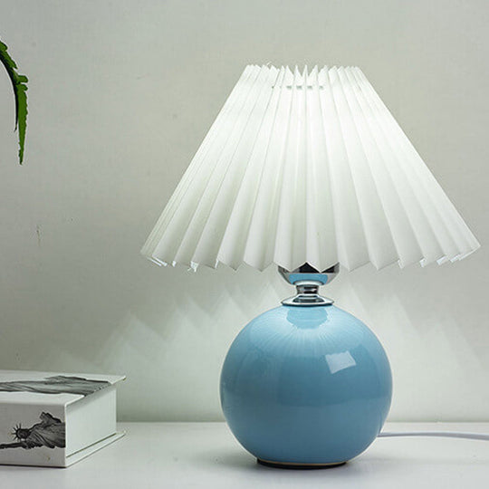 RetroFlair | Nordische Minimalistische Keramische Falten 1-Licht Tischlampe