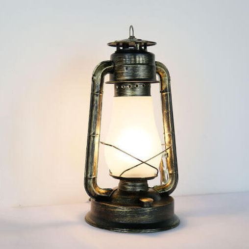 BronzeBlaze | Antike Tischlampe im Kerosin-Stil