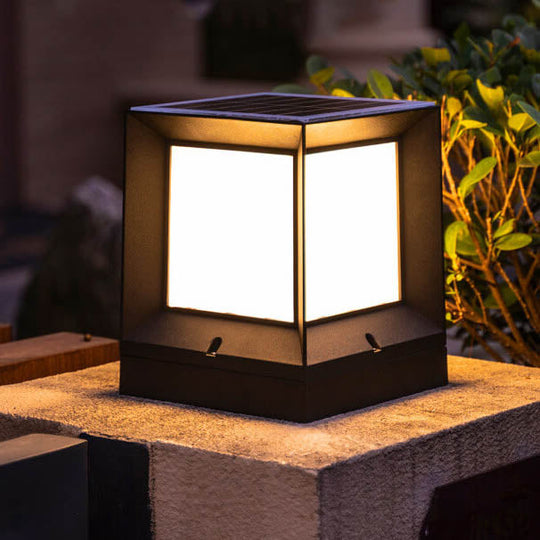 SolarBrick | Einfache quadratische LED Solar Außen wasserdichte Rasenzaunlampe