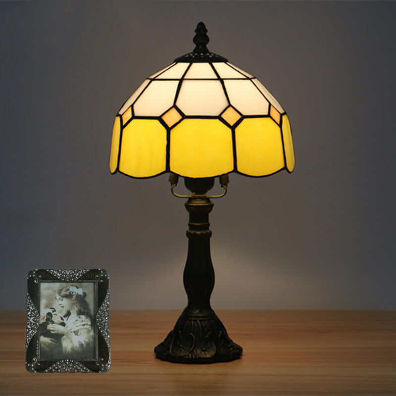 TiffaGlow | Mediterrane Tiffany-Tischlampe in Buntglas