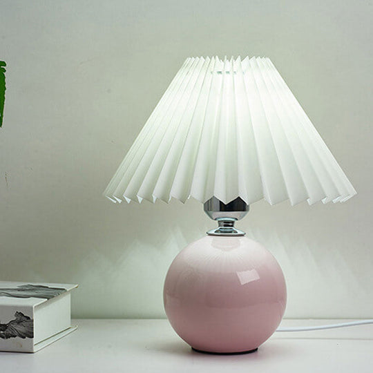 RetroFlair | Nordische Minimalistische Keramische Falten 1-Licht Tischlampe