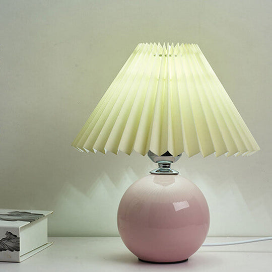 RetroFlair | Nordische Minimalistische Keramische Falten 1-Licht Tischlampe