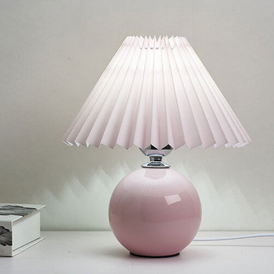 RetroFlair | Nordische Minimalistische Keramische Falten 1-Licht Tischlampe
