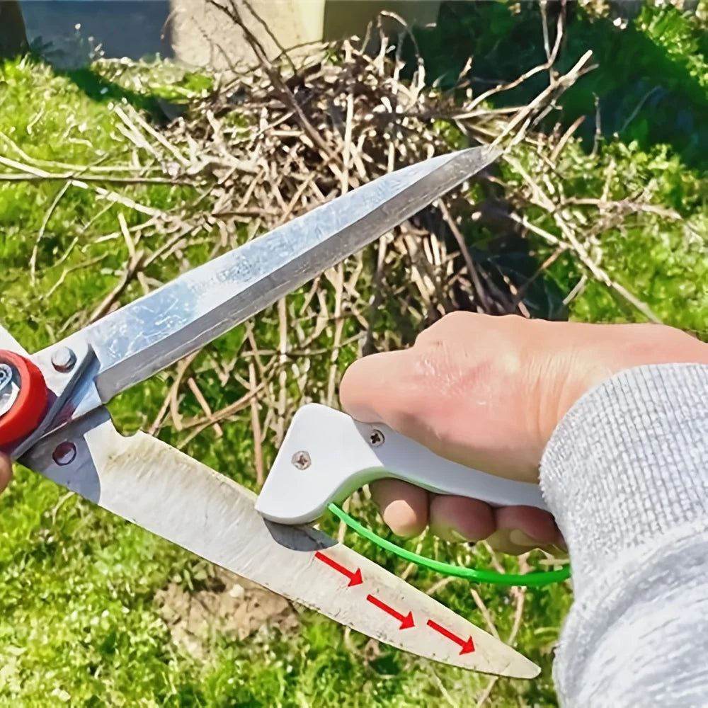 SliceTune | Kompakter manueller Messerschärfer für Küchen- und Gartenwerkzeuge