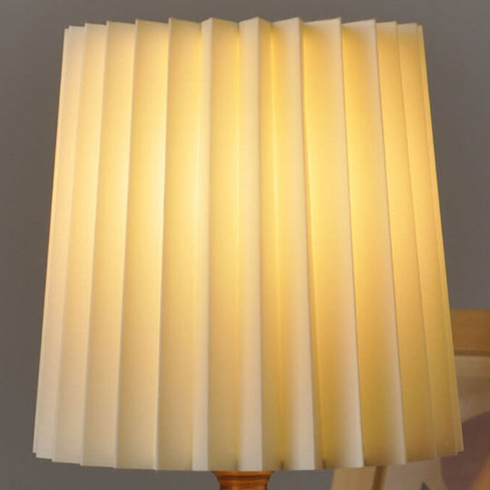NamiShade | Vintage Korean plissierte Säule Massivholz Basis 1-Licht Tischlampe