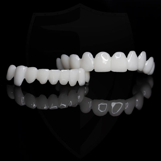 DentGlow | Verstellbare Zahnprothese – Natürlicher Look & Passform