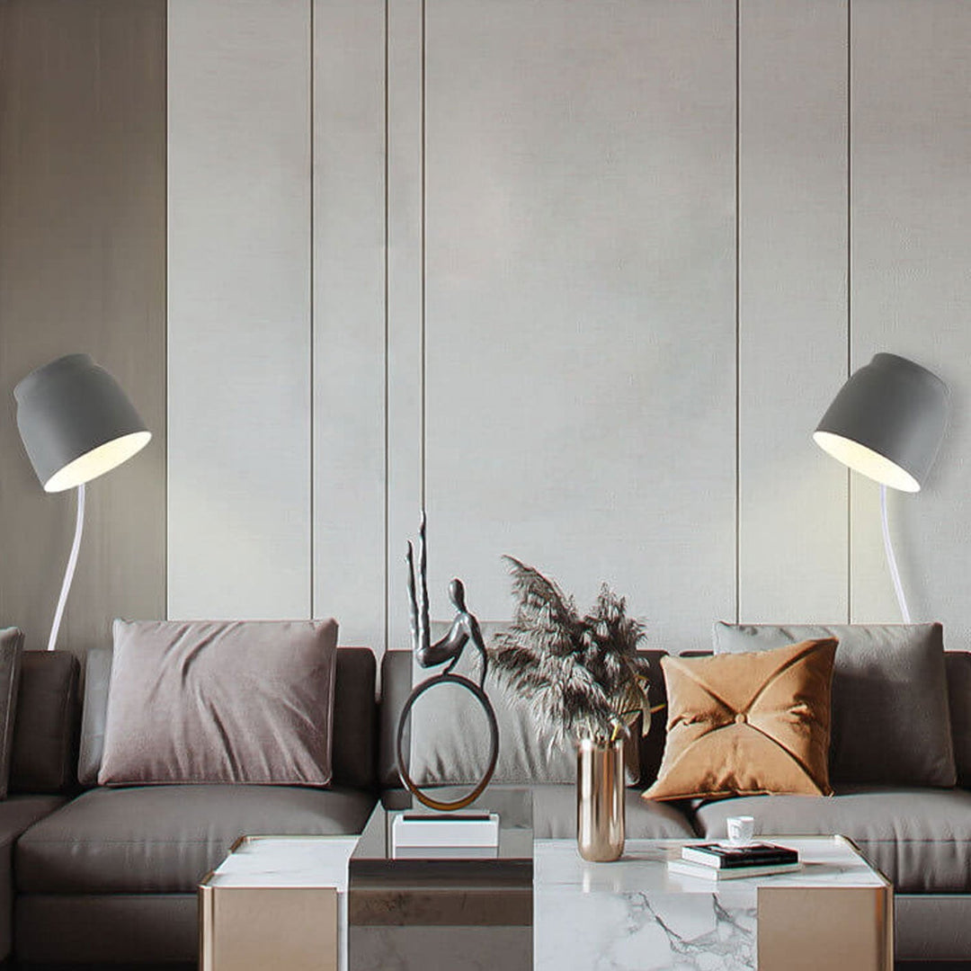 ScandiSpin | Verstellbare Wandleuchte mit Holzfuß