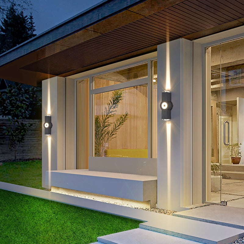 GlowCross | Moderne Wandleuchte in Kreuzform