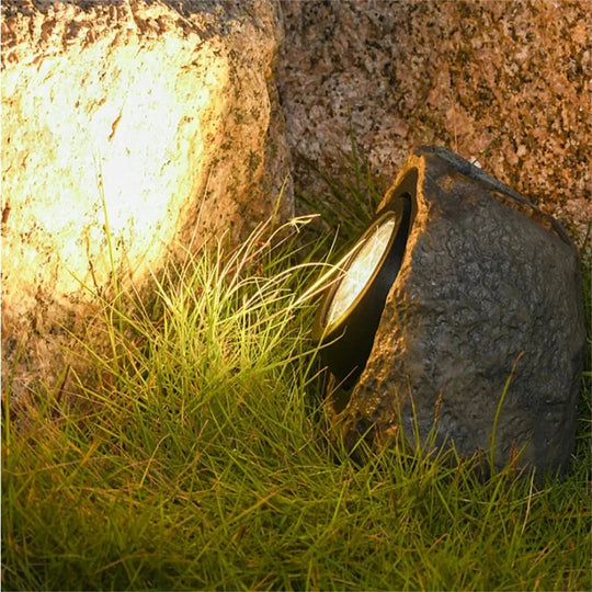 SolarStone | Natürlich wirkendes Gartenlicht im Steinlook