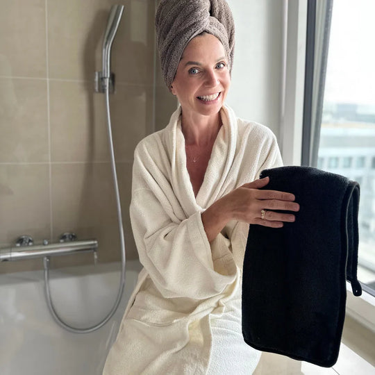 AquaDry | Premium & Tragbares Mikrofasertuch6