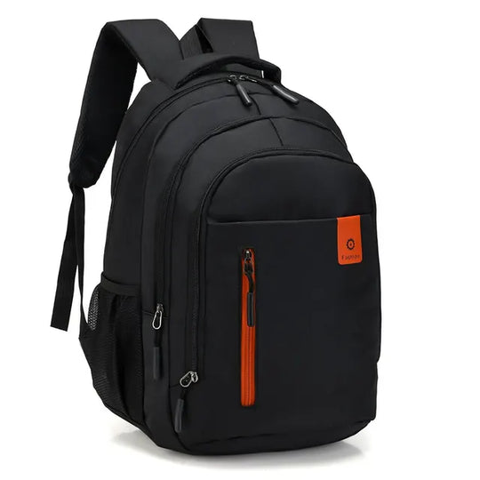 AquaPack | Wasserfeste und vielseitige Laptop-Rucksacktasche5