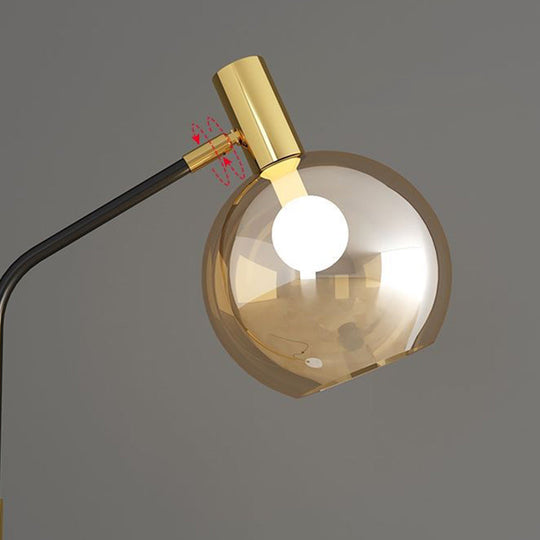 GlasLumo | Nordische Stehlampe mit verstellbarem Glaskopf