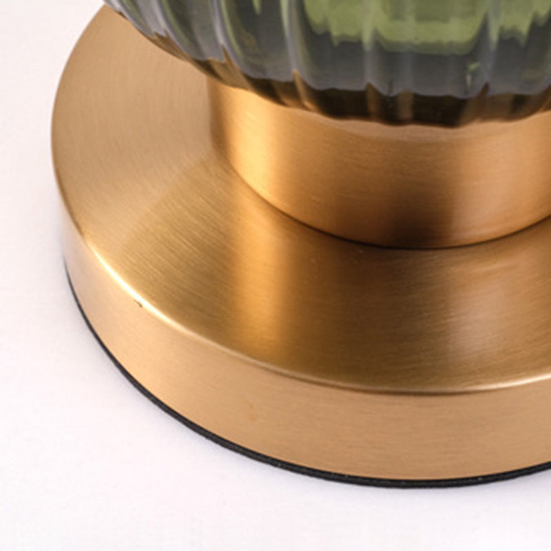 StripeGlow | Skandinavische Glas-Zylinderlampe fürs Schlafzimmer