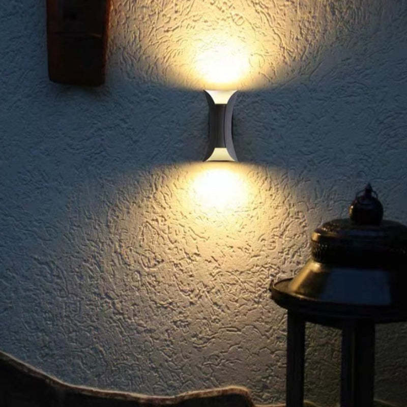 BrightBliss | Modernistische LED-Wandleuchte3