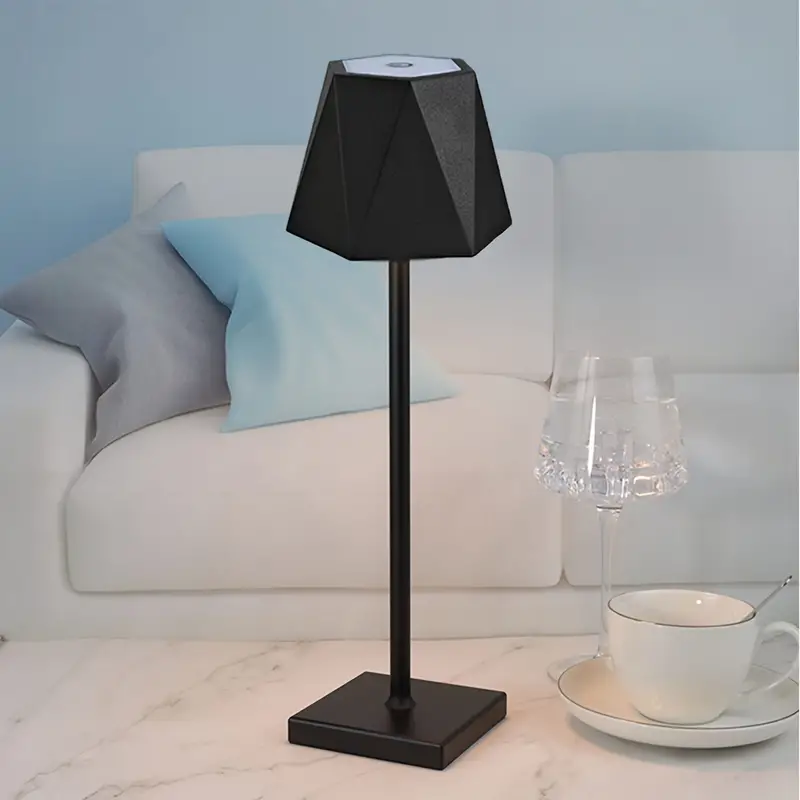BrightEase | Leichte Kabellose Schreibtischlampe12
