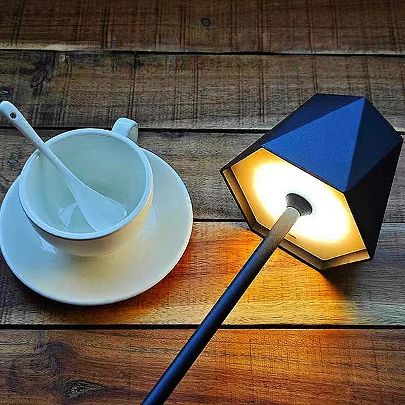 BrightEase | Leichte Kabellose Schreibtischlampe8
