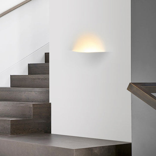 BrightFold | Elegante gebogene Wandleuchte3