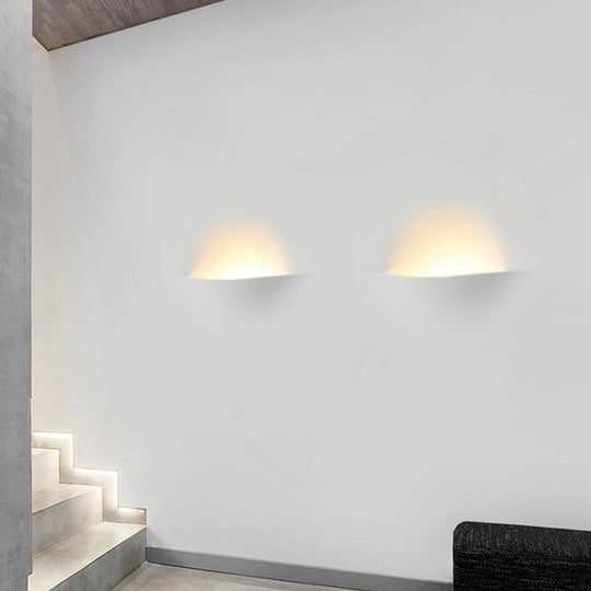 BrightFold | Elegante gebogene Wandleuchte4