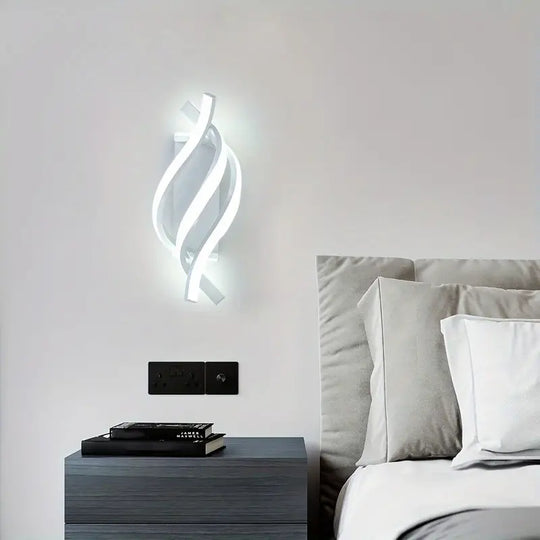 BrillianceBeam | Moderne und minimalistische Geschwungenewandleuchte2