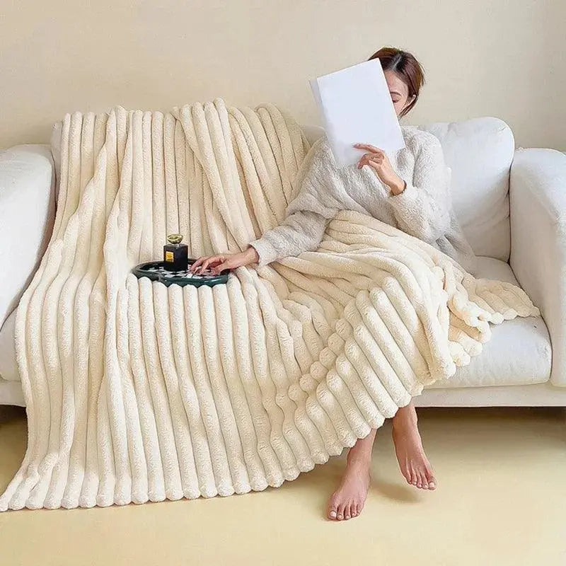 ComfortCuddle | Flauschige & Gemütliche Fleece-Decke2