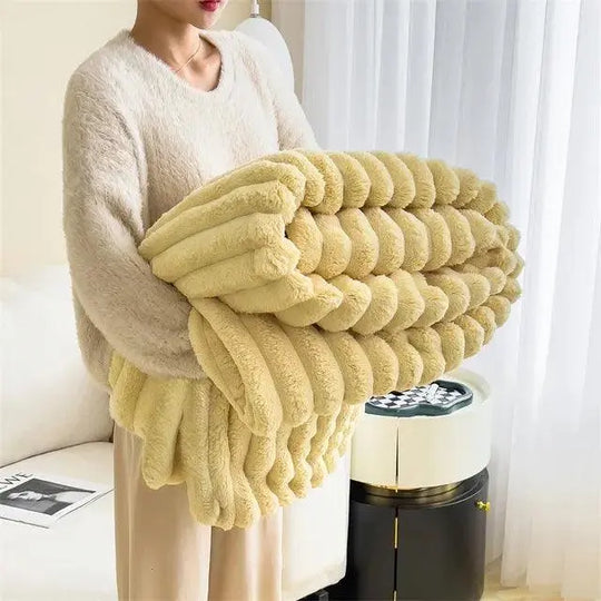 ComfortCuddle | Flauschige & Gemütliche Fleece-Decke3