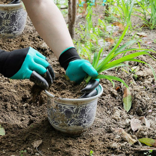 ClawGloves | Geniale Gartenhandschuhe mit Krallen