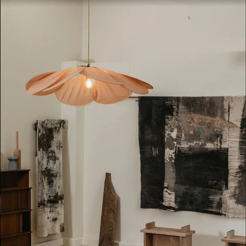 ElegaBloom | Blumenblatt-Lampe für moderne Wohnwelten