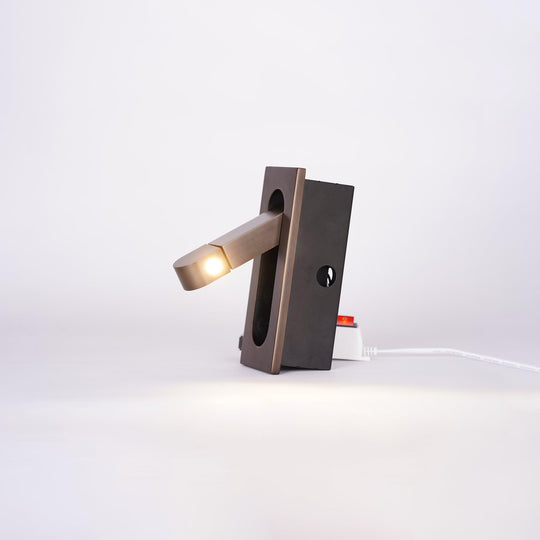 GlowPoint | Moderne Nachttischlampe – LED-Licht mit Schalter