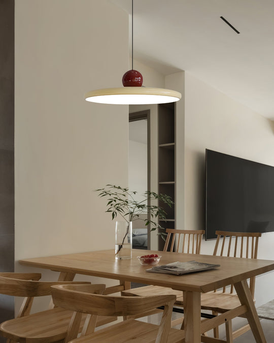 GlowVance | Schwebende Eleganz in sanftem Licht