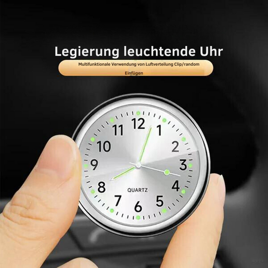RoadTime | Fahrzeuguhr – Leuchtend, Robust & Präzise