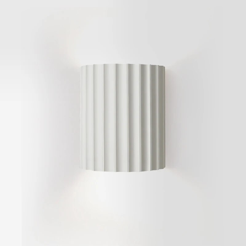 GleamEdge | Künstlerisches LED-Glühen & stilvolle Kunstharz-Wandleuchte6