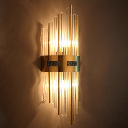 GleamTower | Luxuriöse goldene Wandleuchte3