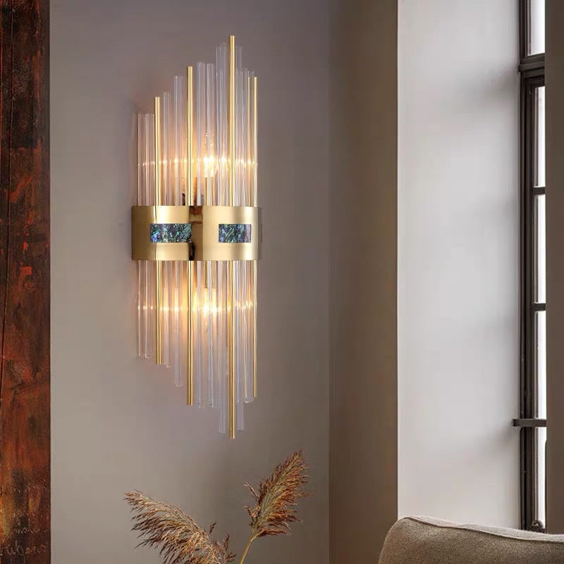 GleamTower | Luxuriöse goldene Wandleuchte4