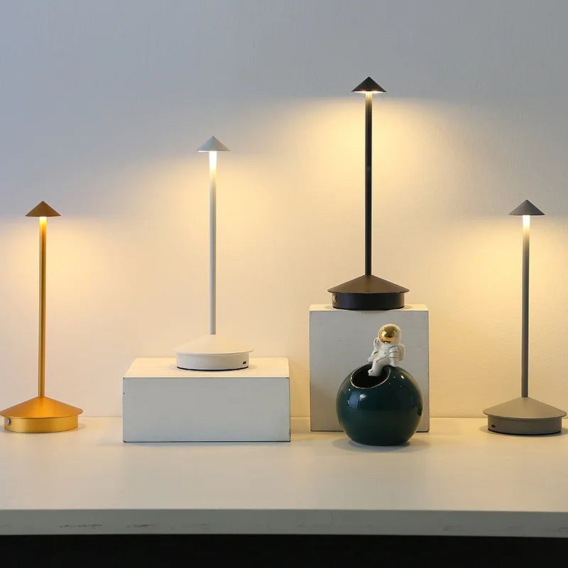 GlowArrow | Einzigartige Kabellose Tischlampe3