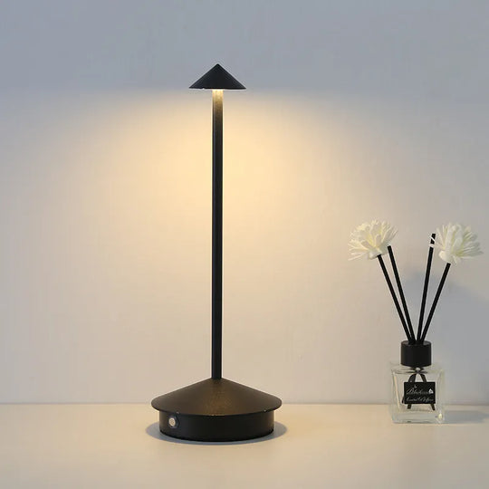 GlowArrow | Einzigartige Kabellose Tischlampe4
