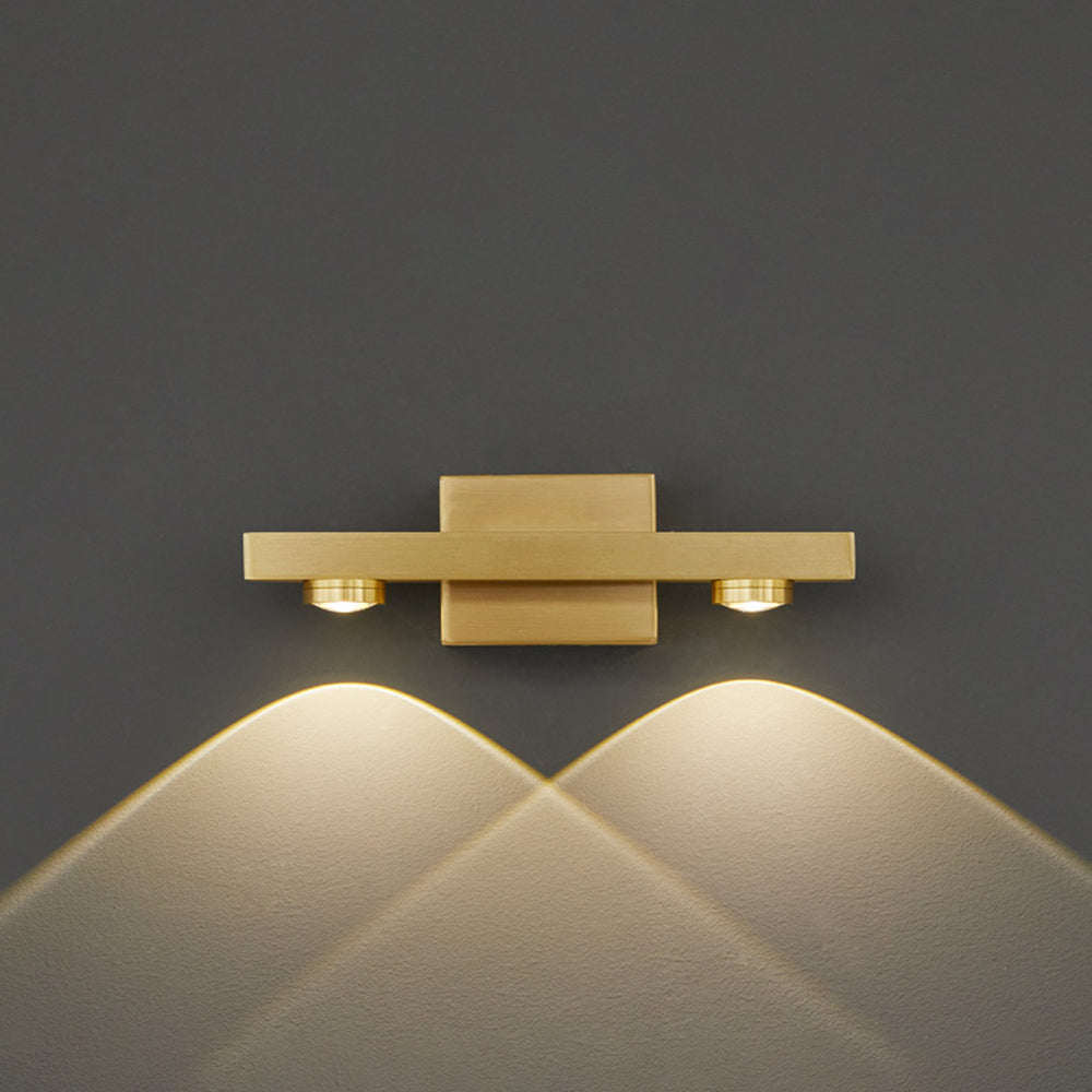 GoldWave | Elegante goldene Akzent-Wandleuchte7