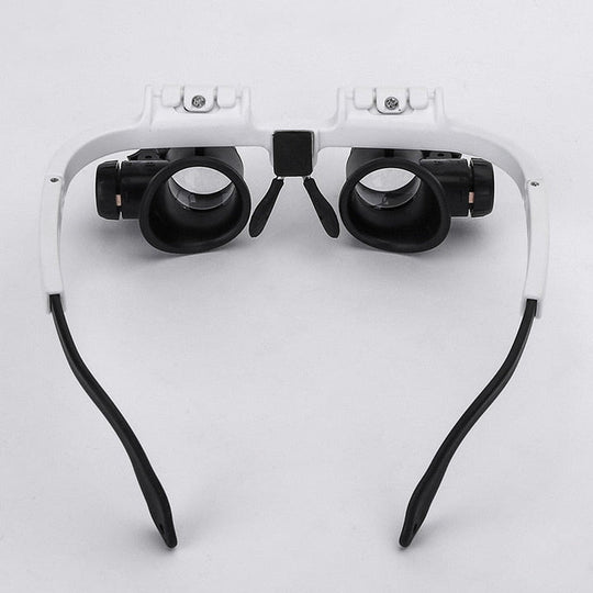 OptiSight | HD Lesebrille mit LED-Beleuchtung und wechselbaren Gläsern