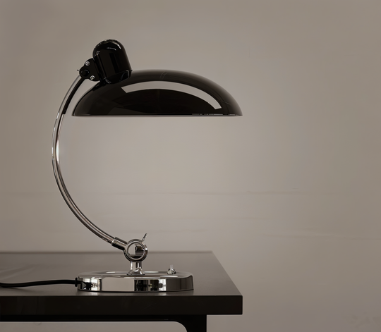 GlowVirella | Verstellbare Vintage-Schreibtischlampe aus Eisen