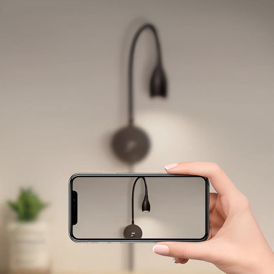FlexoGlow | Leselampe – Verstellbarer Winkel für optimalen Komfort