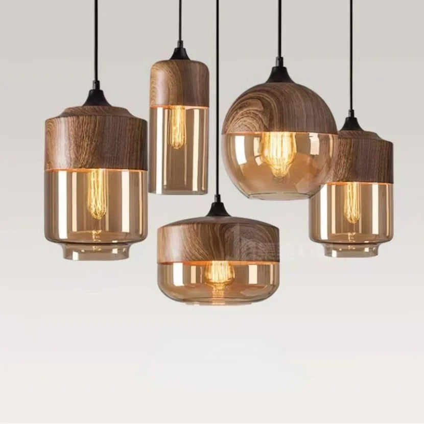 VitraLoom | Mundgeblasene Glasleuchte mit Holzdetail