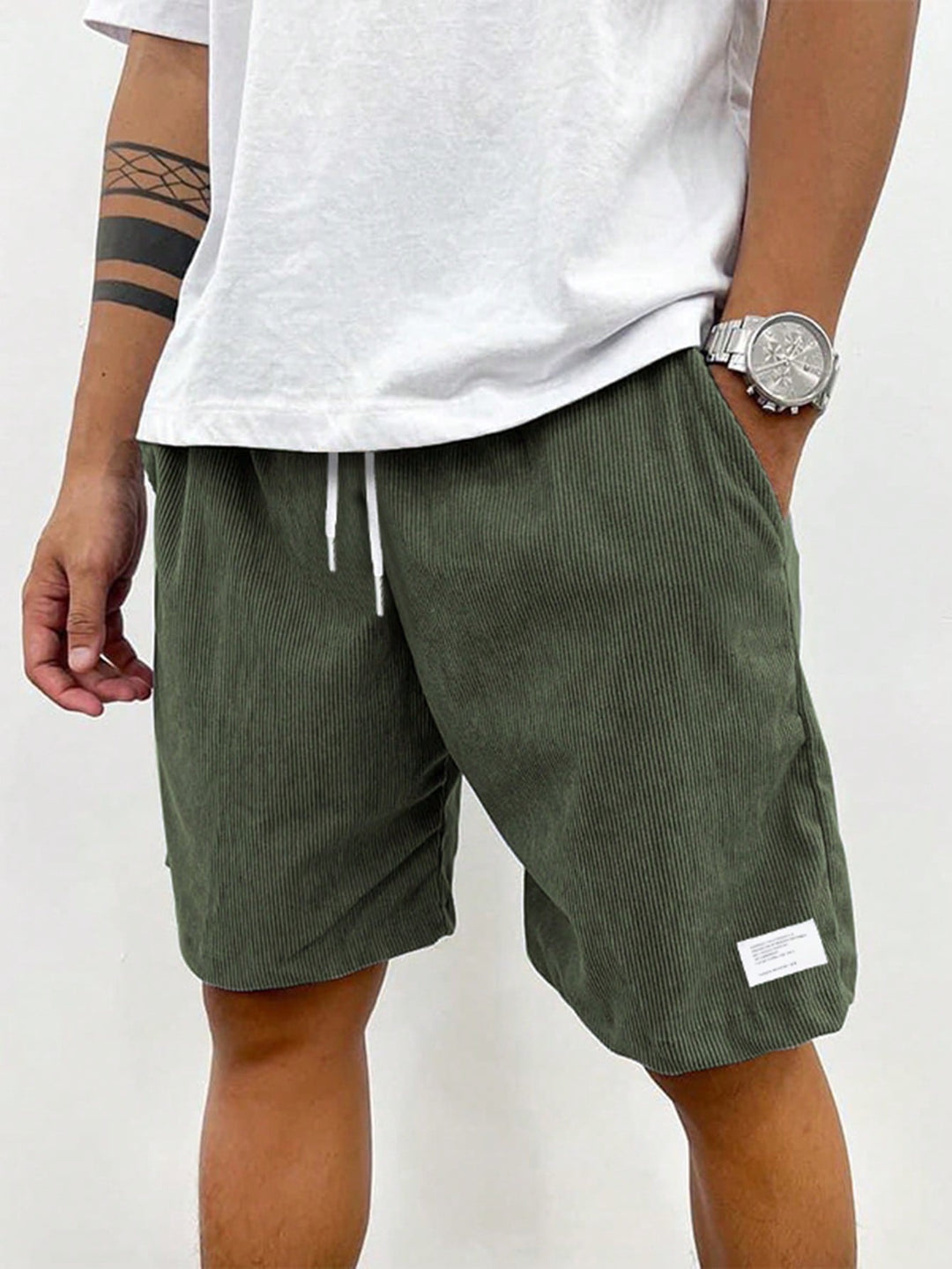 Leonis | Stilvolle Freizeitshorts aus Kord | Herren6